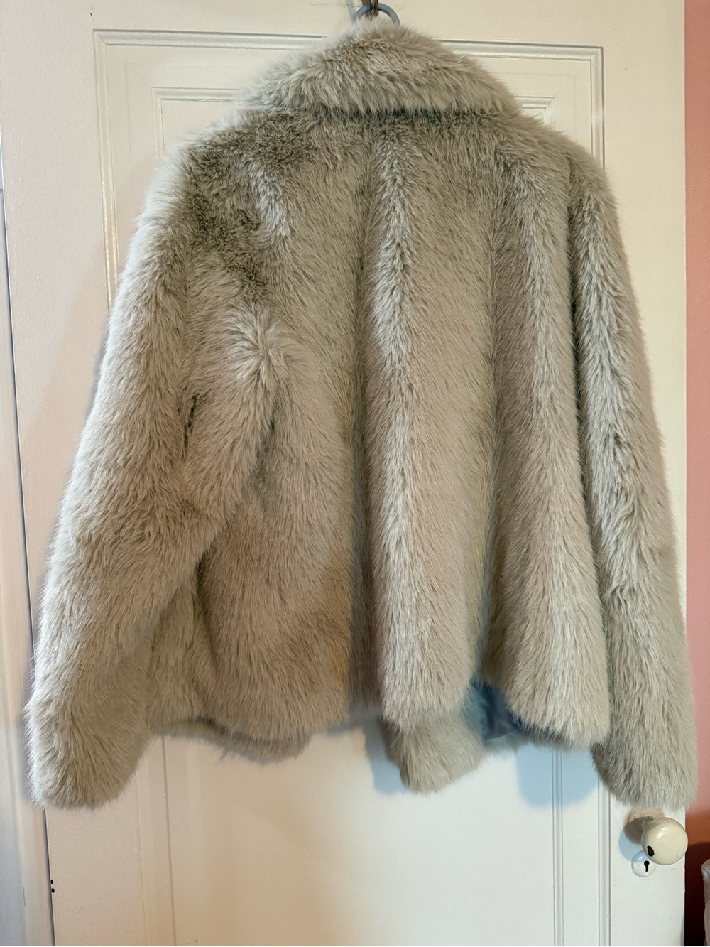 GAP Silver Faux Fur Coat with Satin Lining - Picture 9 of 9